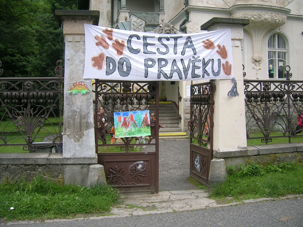 Cesta do praveku 01.jpg